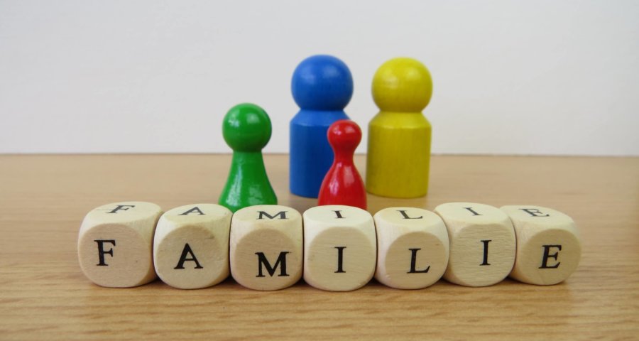 Familie (c) sophieja23 / pixabay.de